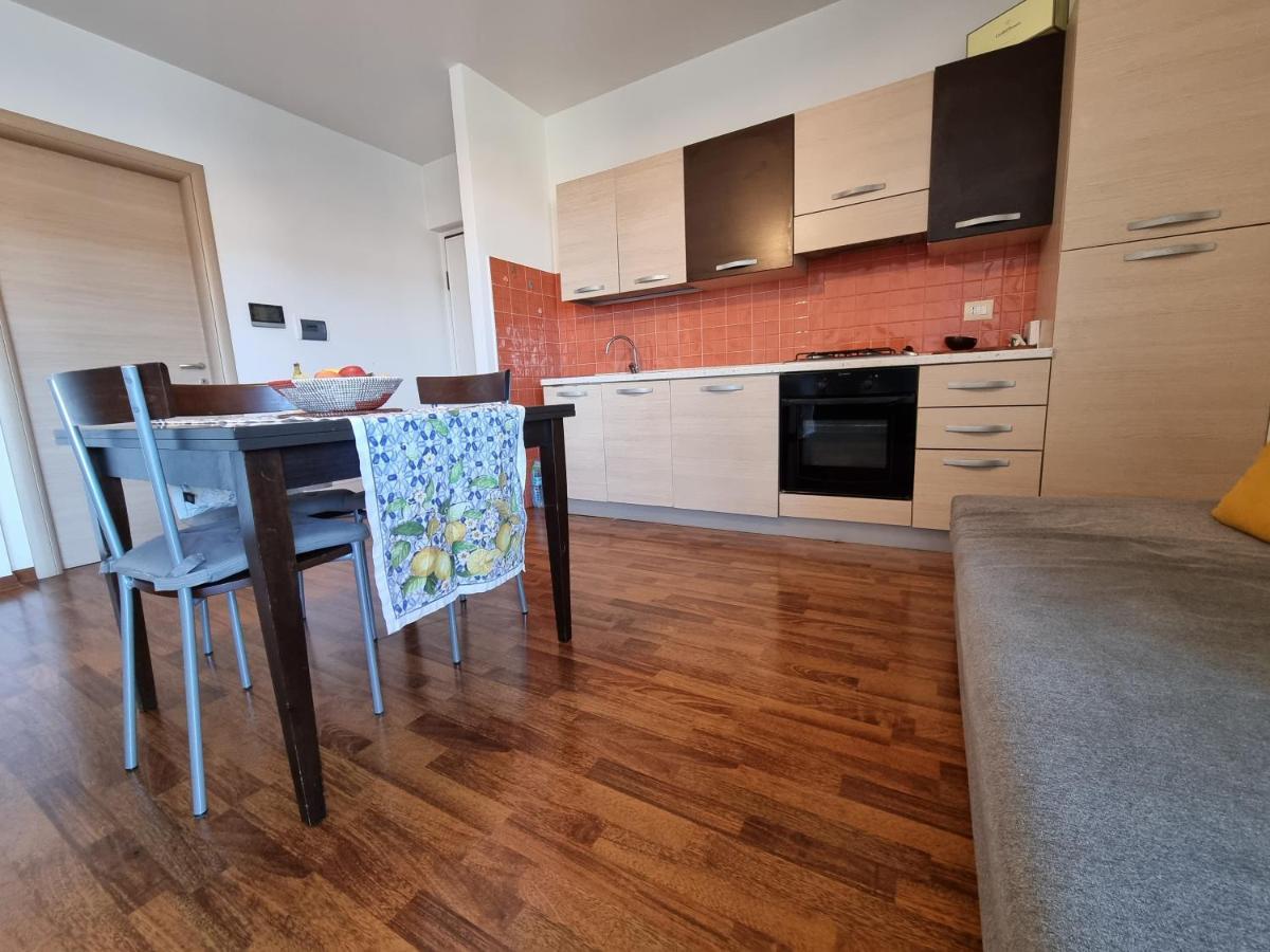 Spalato Beach Place Vasto Luaran gambar